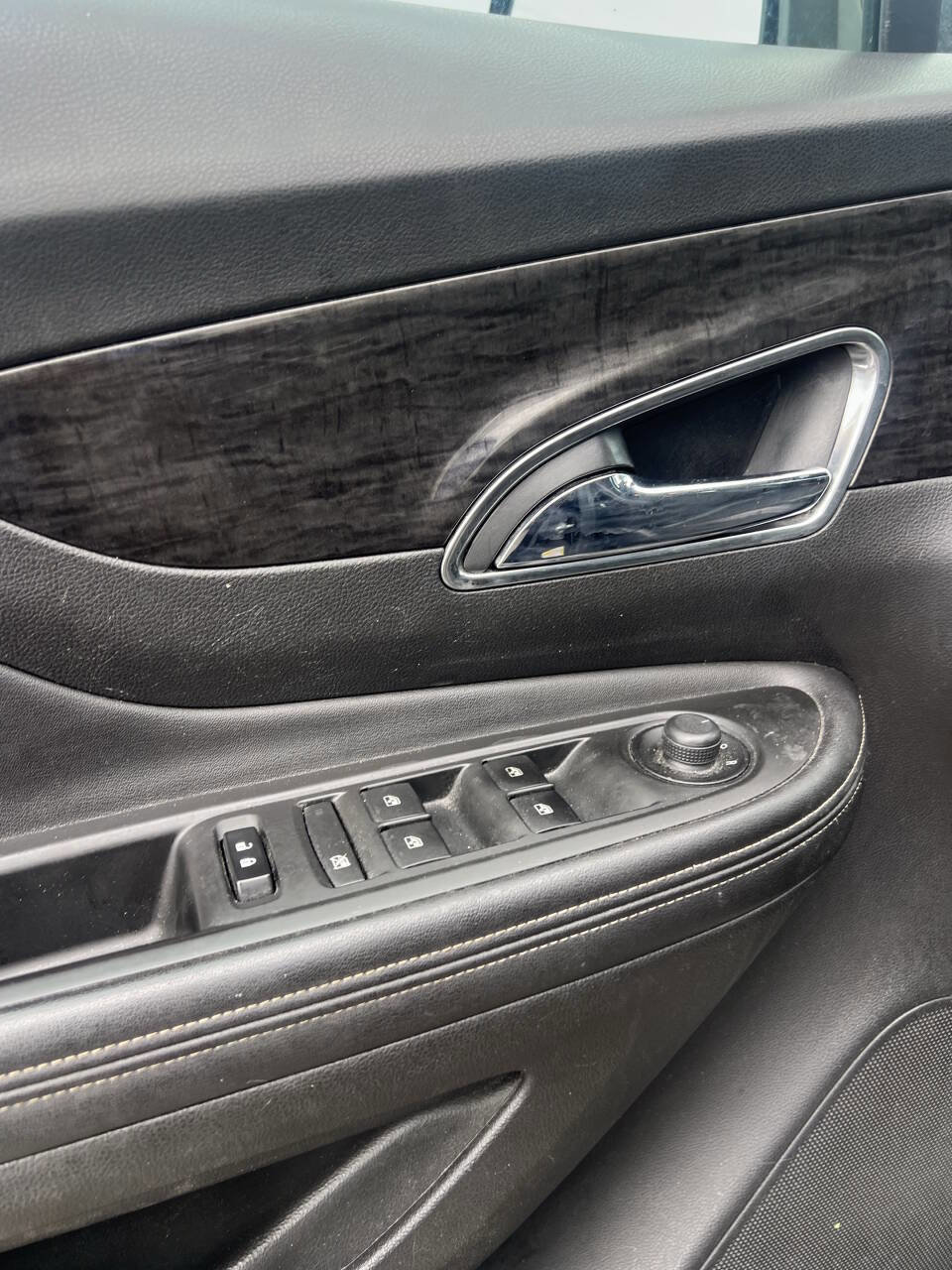 Used 2015 Buick Encore Base 4dr Crossover image 10