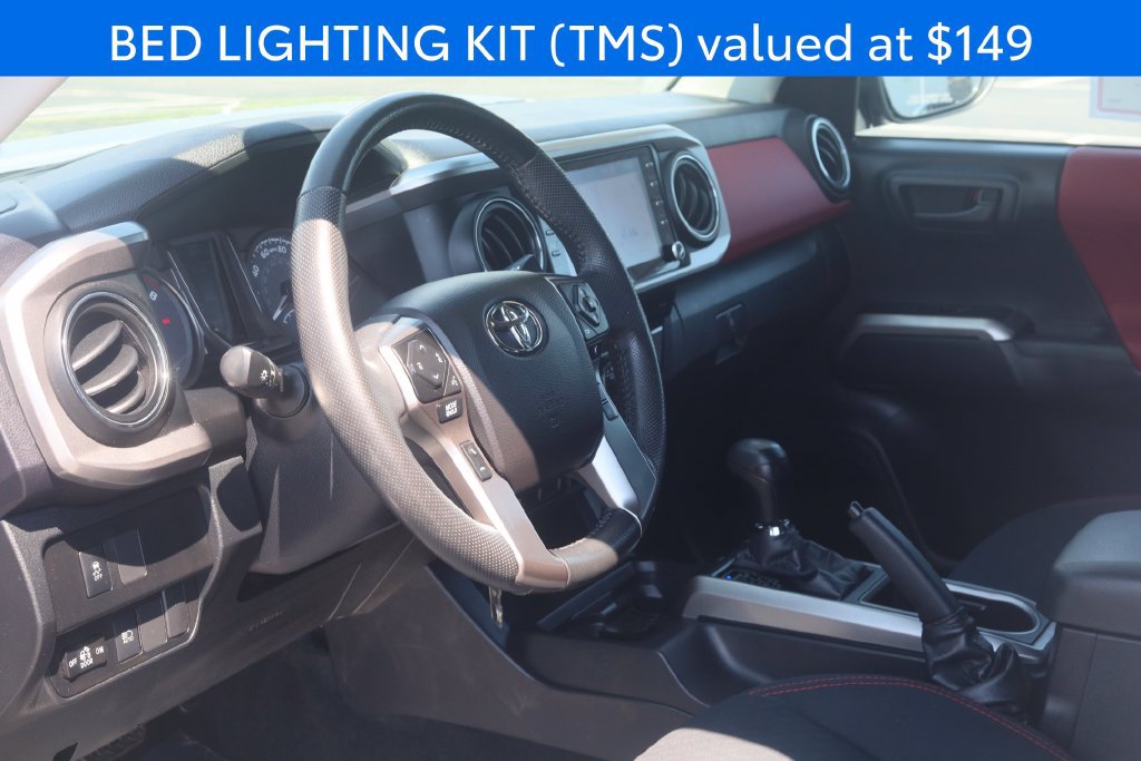Certified 2021 Toyota Tacoma SR5 AWD/4WD image 5