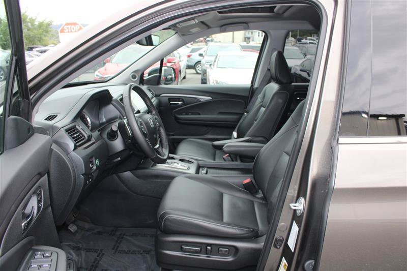 Used 2023 Honda Ridgeline RTL-E image 13