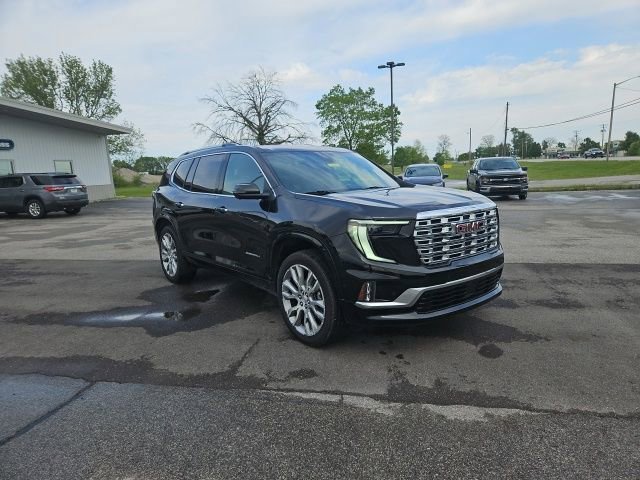 Used 2025 GMC Acadia Denali w/ Super Cruise Package FWD image 4