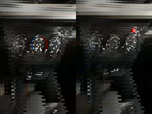 Certified 2024 Chevrolet Trax RS image 17