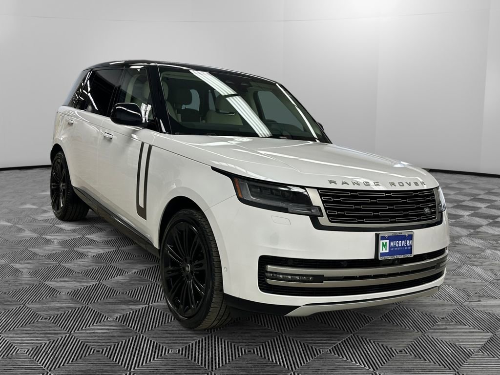 Used 2024 Land Rover Range Rover Long Wheelbase SE image 7