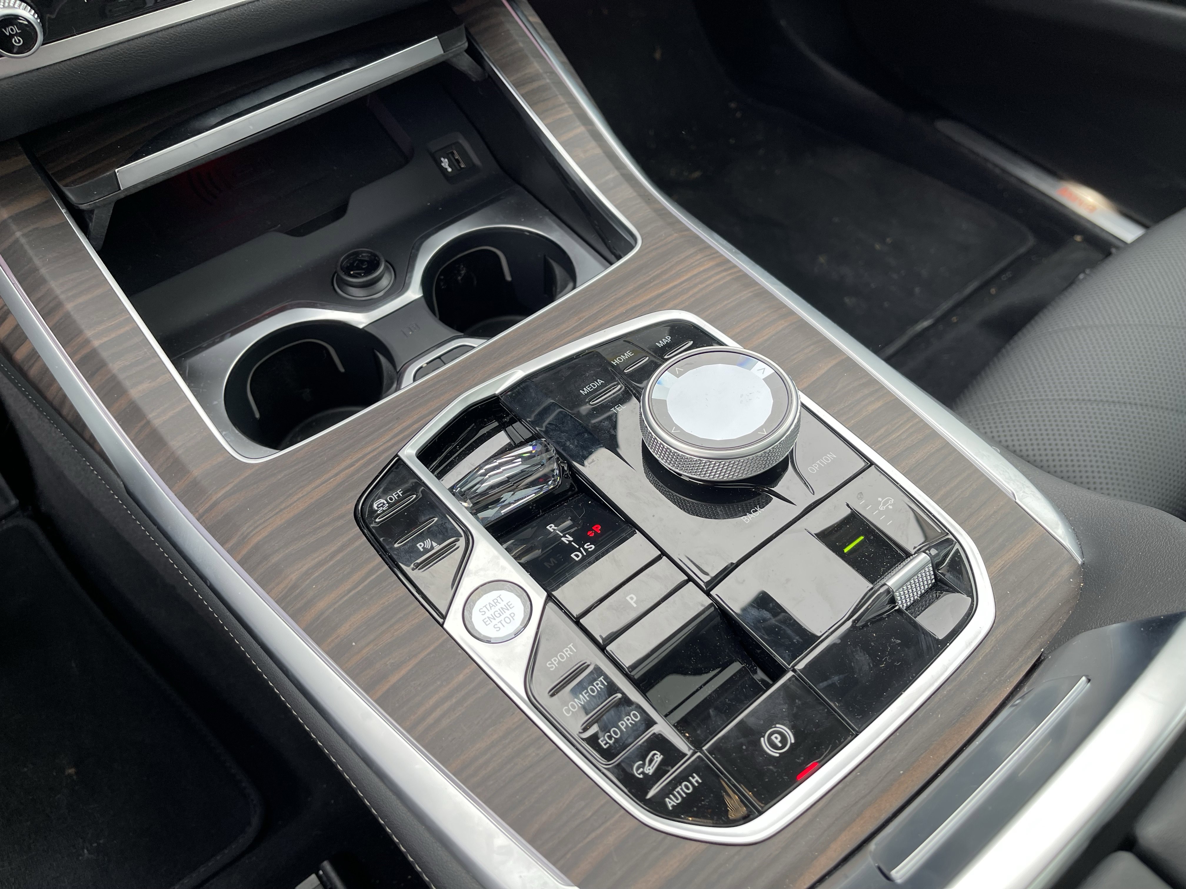 Used 2026 BMW X7 xDrive40i w/ Executive Package image 14