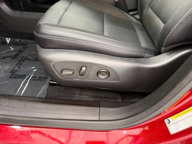 Used 2024 Chevrolet Equinox EV LT AWD/4WD image 13