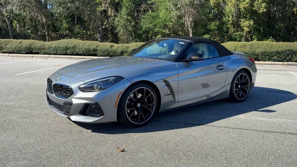 Certified 2023 BMW Z4 sDrive30i w/ Premium Package image 4