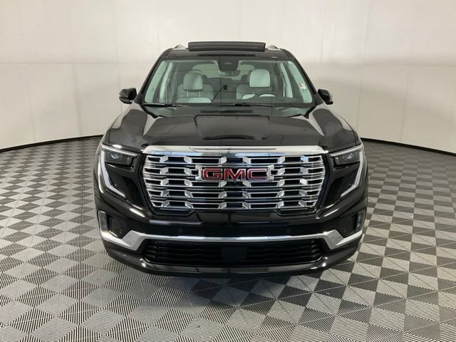 Used 2025 GMC Acadia Denali w/ Super Cruise Package FWD image 2
