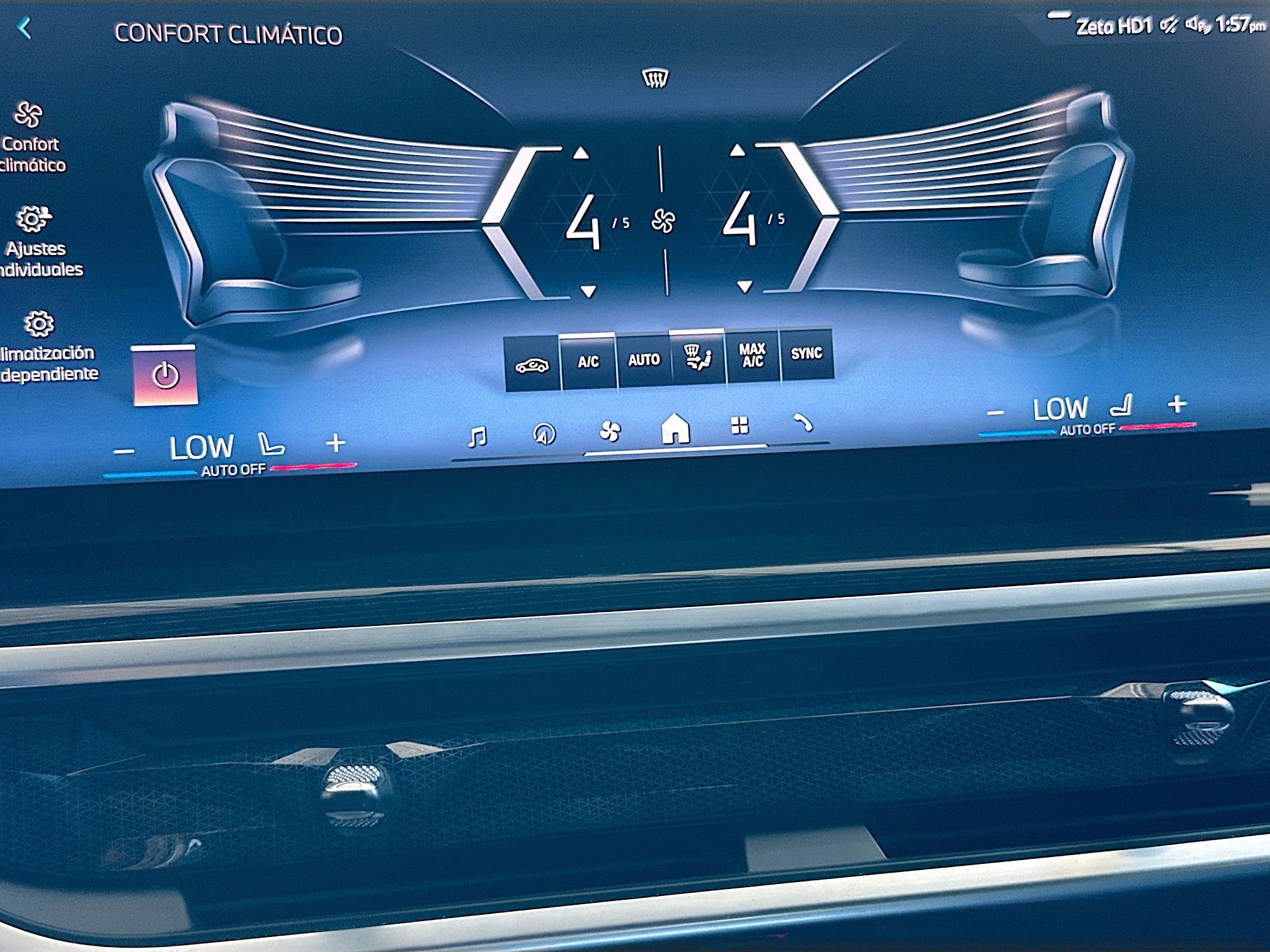 Used 2024 BMW X5 sDrive40i w/ M Sport Package image 16