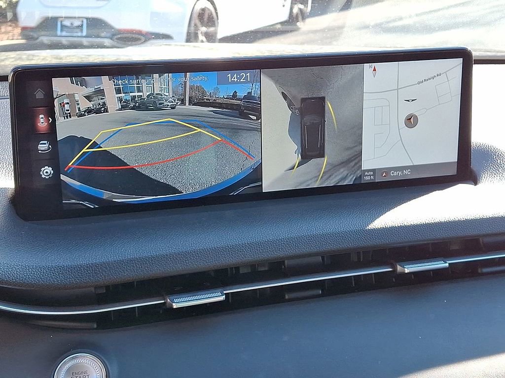 Certified 2025 Genesis GV70 2.5T w/ Advanced Package image 15