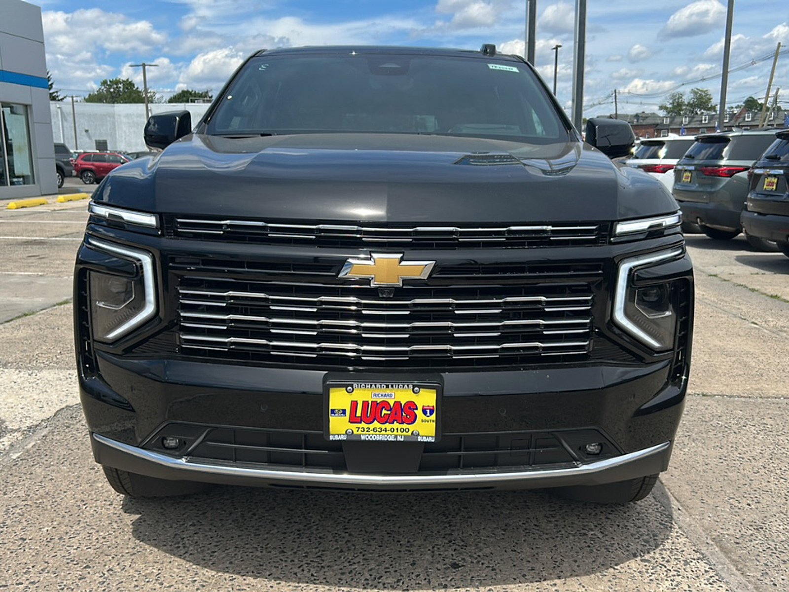 New 2026 Chevrolet Suburban High Country AWD/4WD image 3