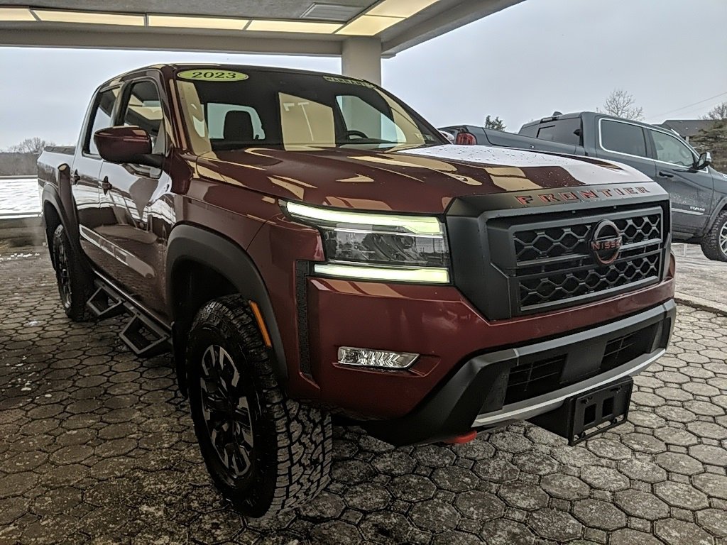 Used 2023 Nissan Frontier PRO-4X w/ Tow Package image 3
