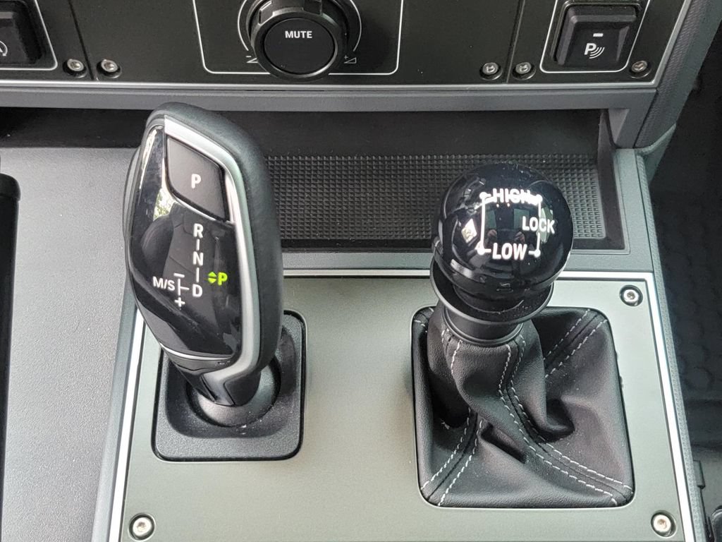 Used 2025 INEOS Grenadier Station Wagon AWD/4WD image 29