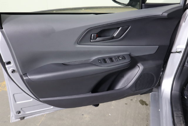 Used 2026 Toyota Prius LE FWD image 19