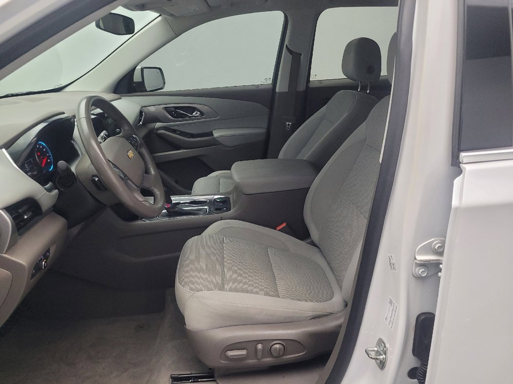 Used 2019 Chevrolet Traverse LT image 17