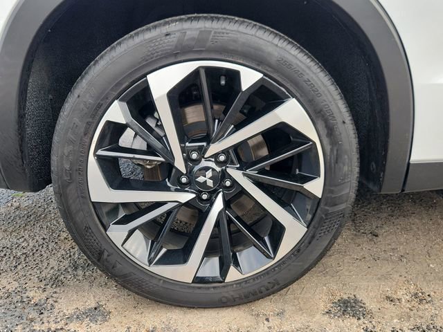 Used 2024 Mitsubishi Outlander SE FWD image 33