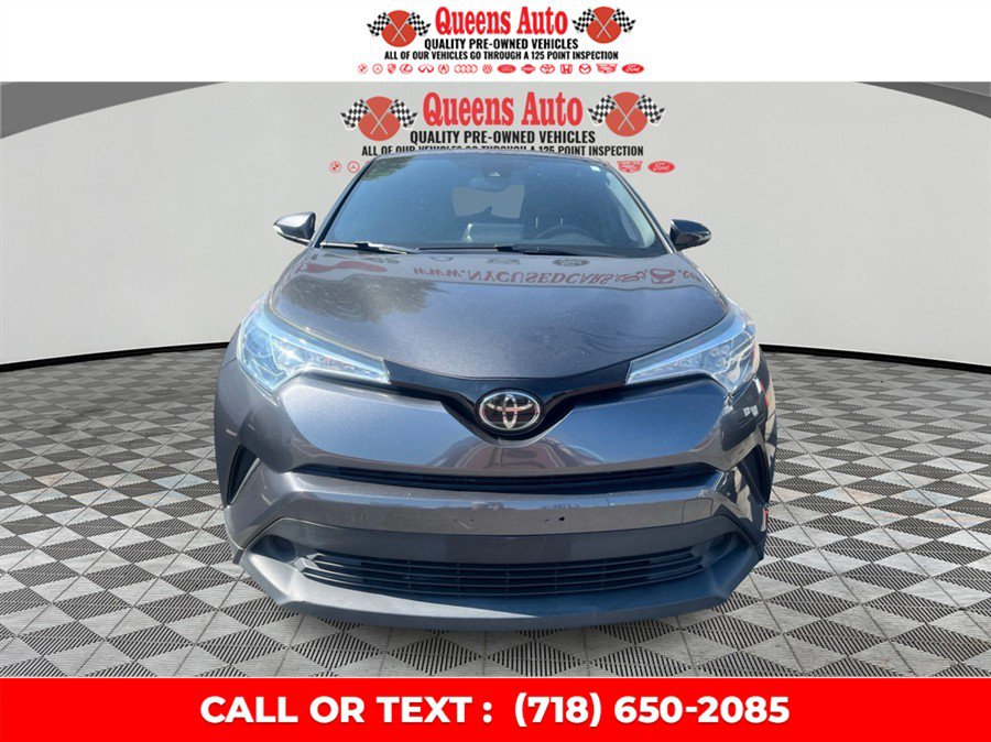 Used 2019 Toyota C-HR LE FWD image 1