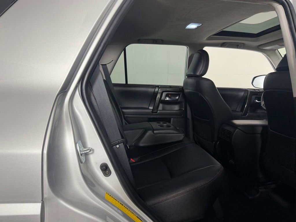 Used 2021 Toyota 4Runner Venture w/ Moonroof Package AWD/4WD image 24