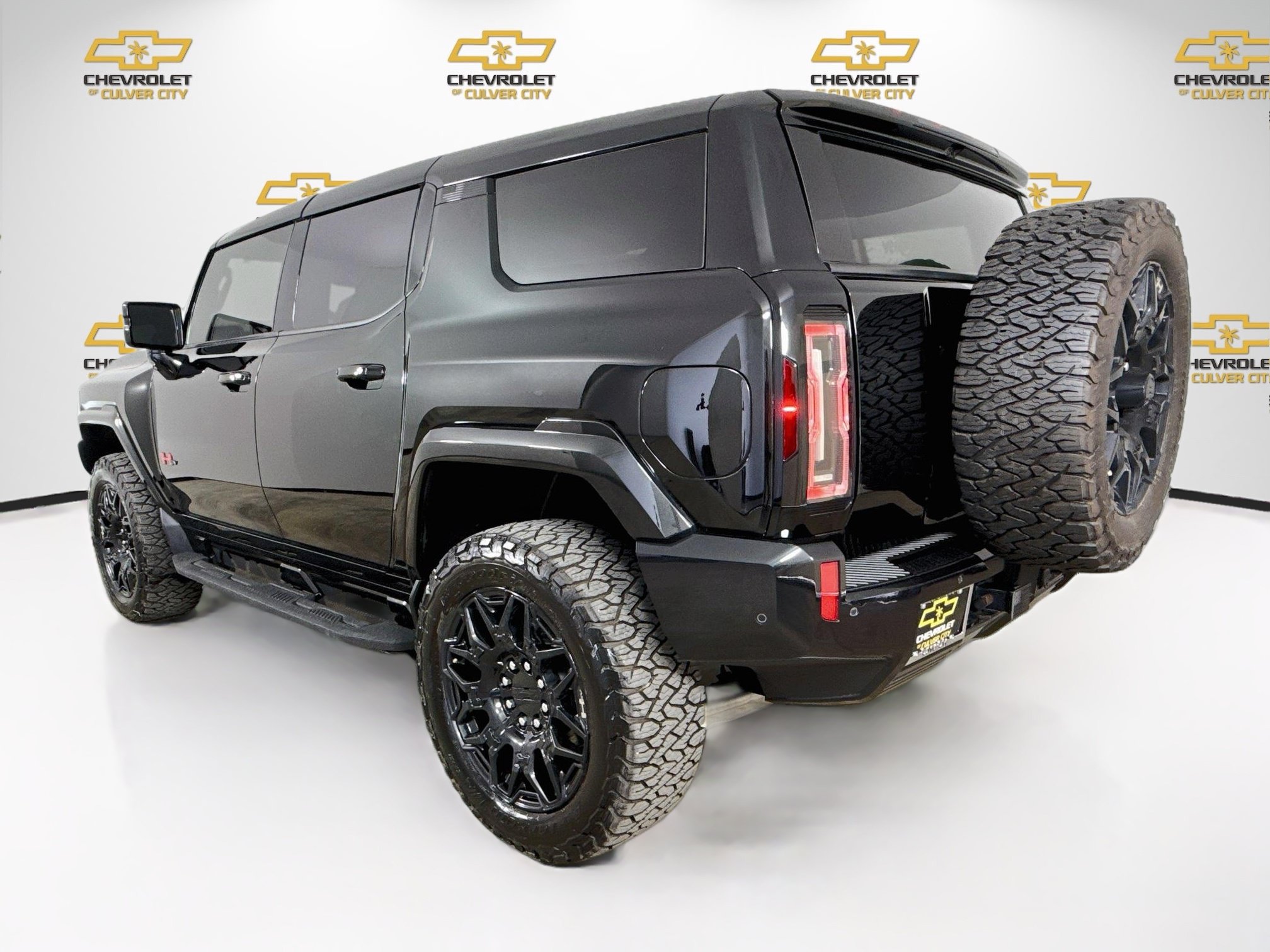 Used 2024 GMC Hummer EV 2X AWD/4WD image 6