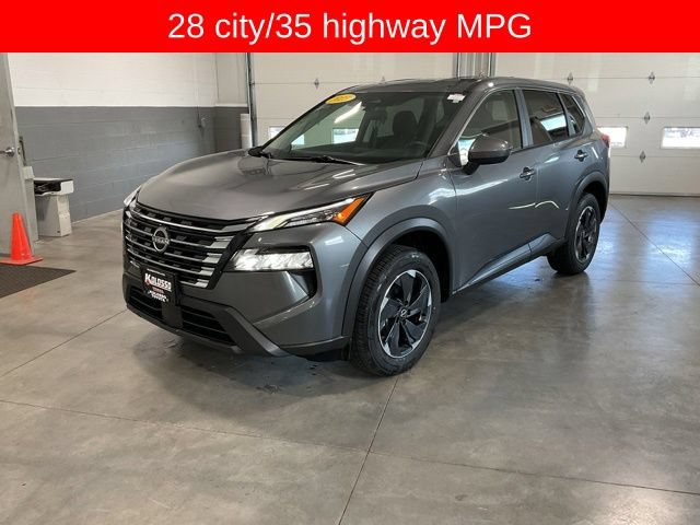 Used 2025 Nissan Rogue SV AWD/4WD image 3