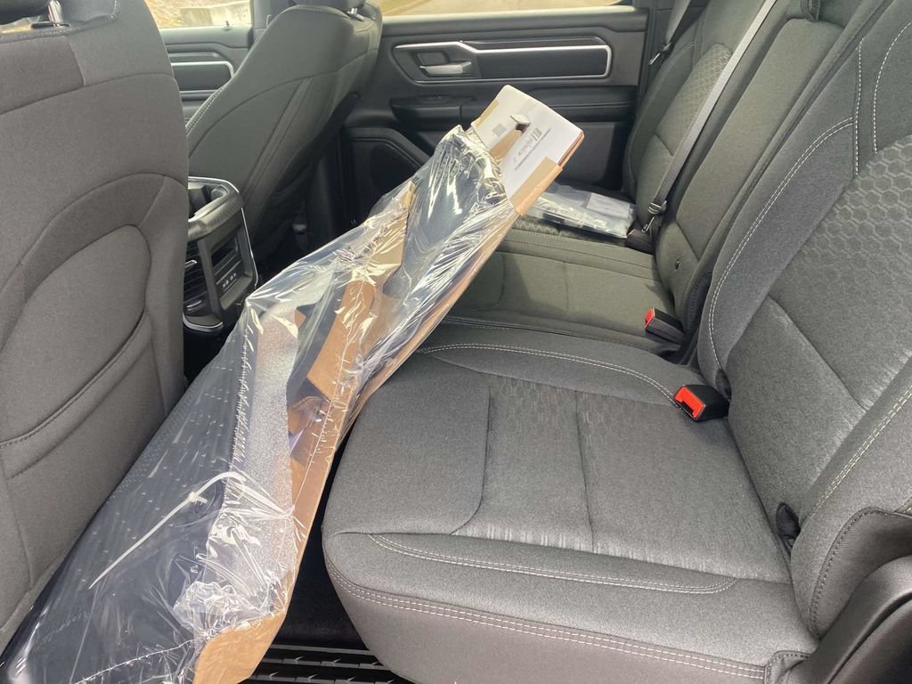 New 2026 RAM 1500 Big Horn AWD/4WD image 10