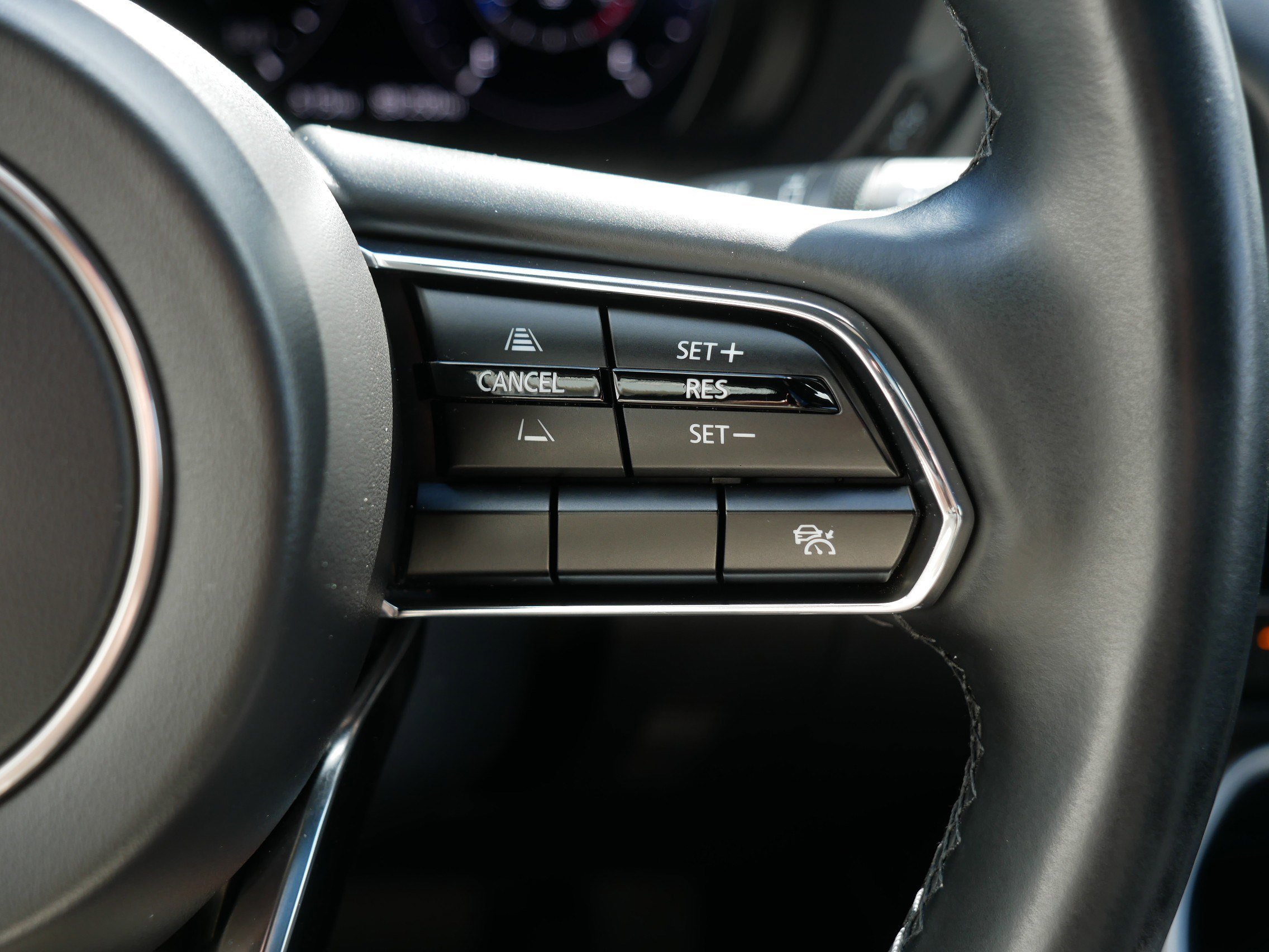 Used 2024 MAZDA CX-90 Plug-In Hybrid w/ Premium Plus AWD/4WD image 30