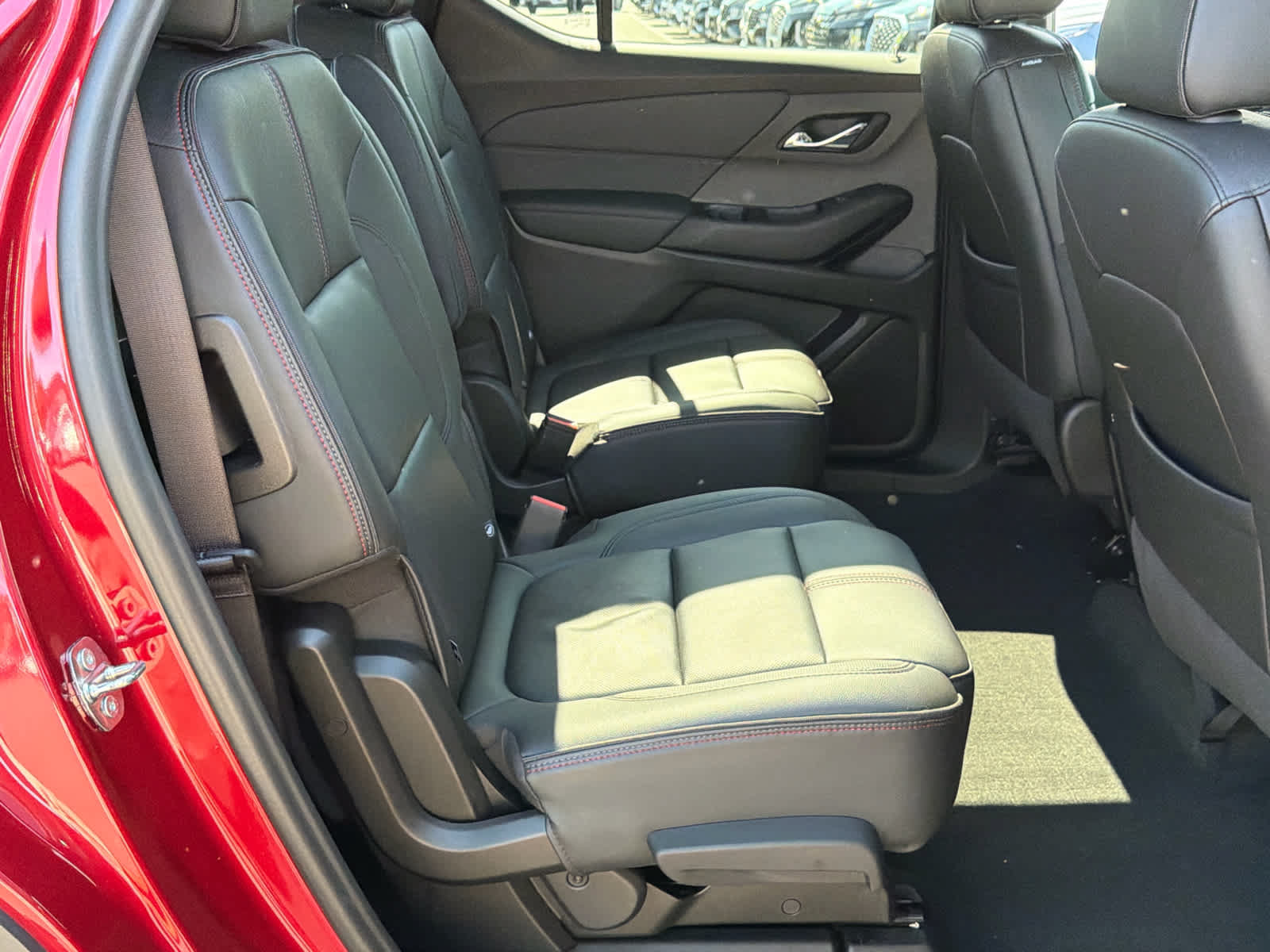 Certified 2023 Chevrolet Traverse RS w/ LPO, Floor Liner Package AWD/4WD image 31