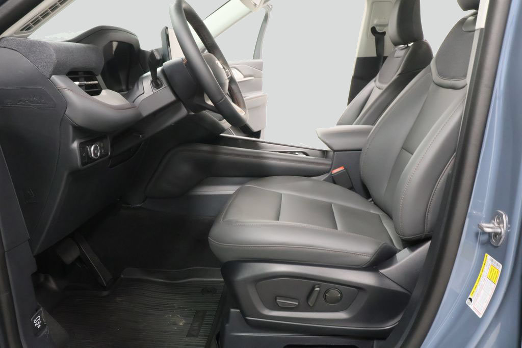 New 2026 Ford Explorer Active w/ Active Comfort Package AWD/4WD image 28