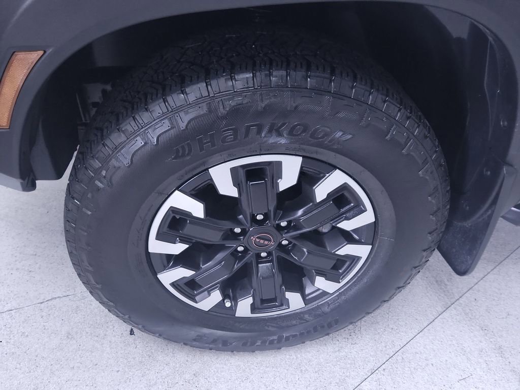 Used 2023 Nissan Frontier PRO-4X w/ Tow Package AWD/4WD image 10