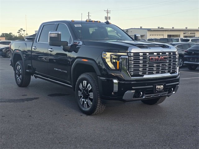 New 2026 GMC Sierra 2500 Denali w/ Denali Reserve Package image 3