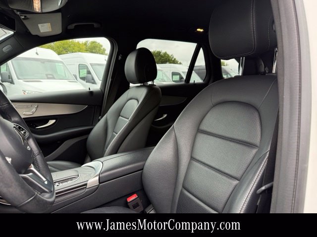 Certified 2020 Mercedes-Benz GLC 300 4MATIC image 17