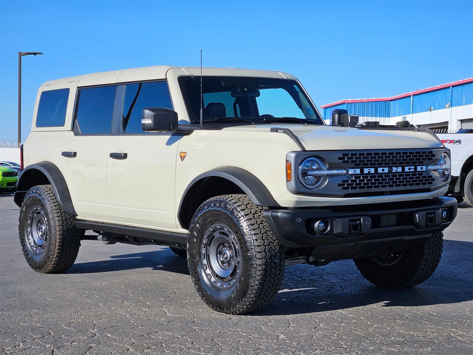 Certified 2025 Ford Bronco Badlands image 3