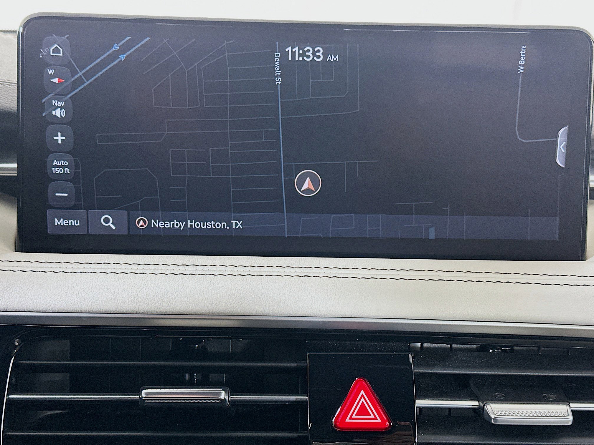 Used 2025 Genesis G70 2.5T image 22