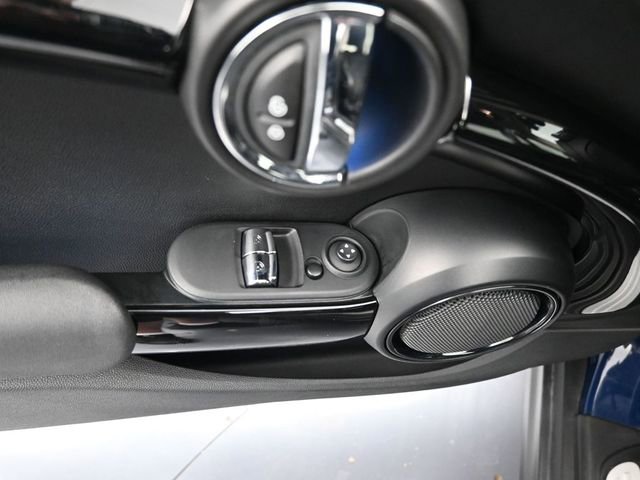 Used 2016 MINI Cooper S FWD image 11