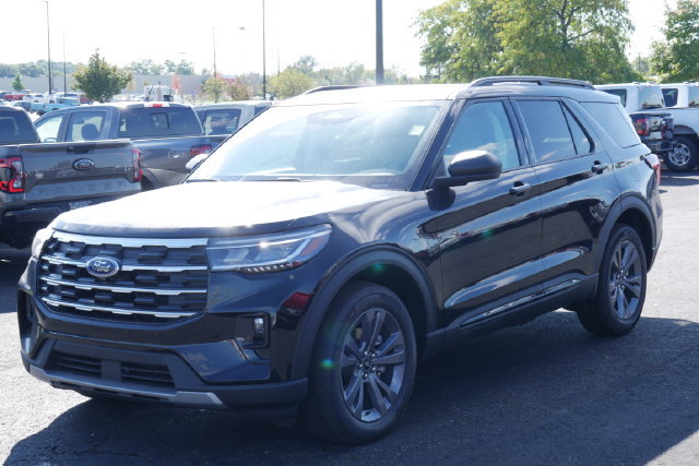 New 2026 Ford Explorer Active w/ Active Comfort Package AWD/4WD image 9