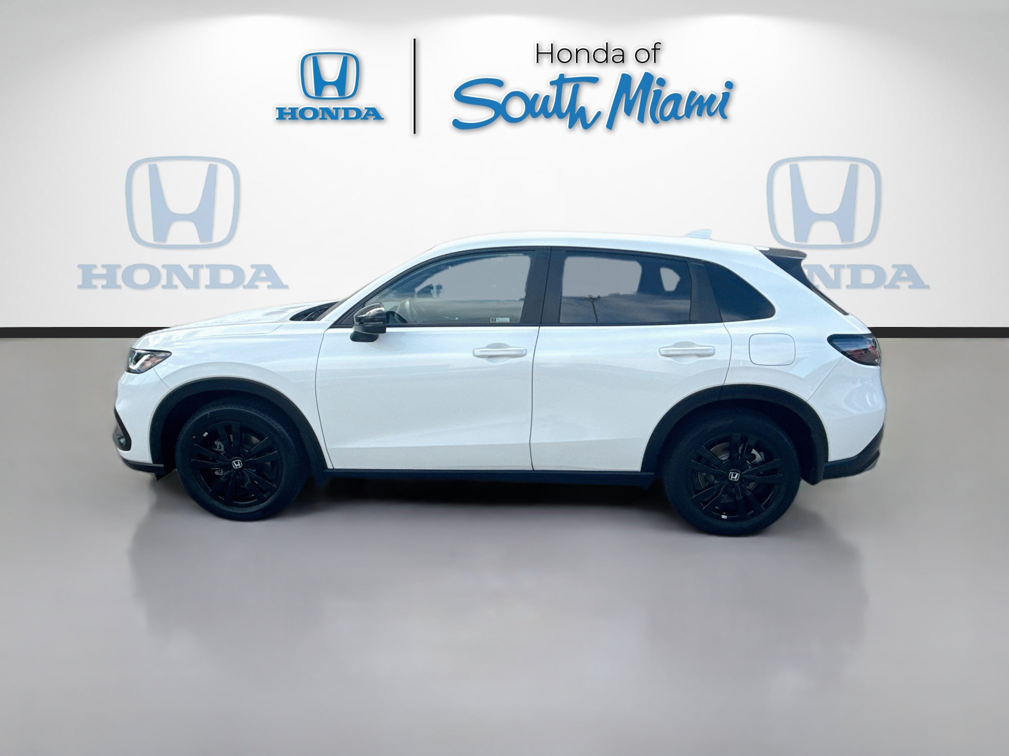 Certified 2026 Honda HR-V Sport image 4