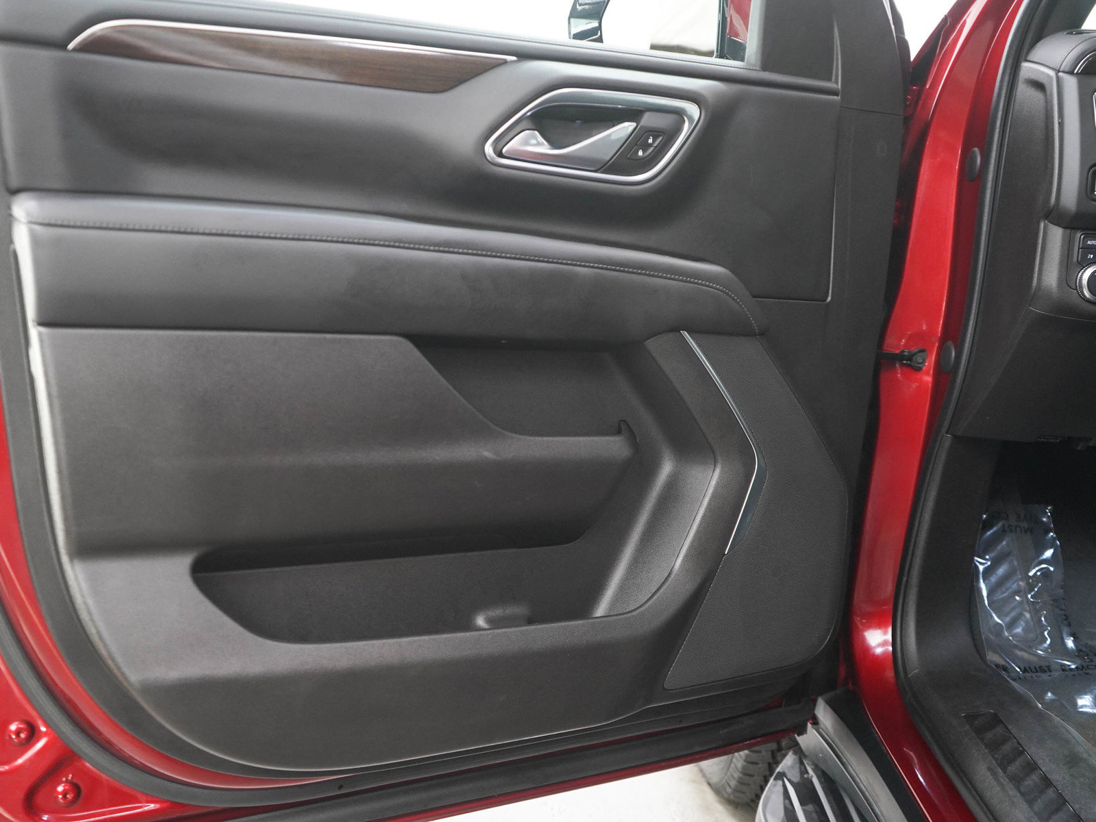 Used 2021 GMC Yukon SLE AWD/4WD image 19