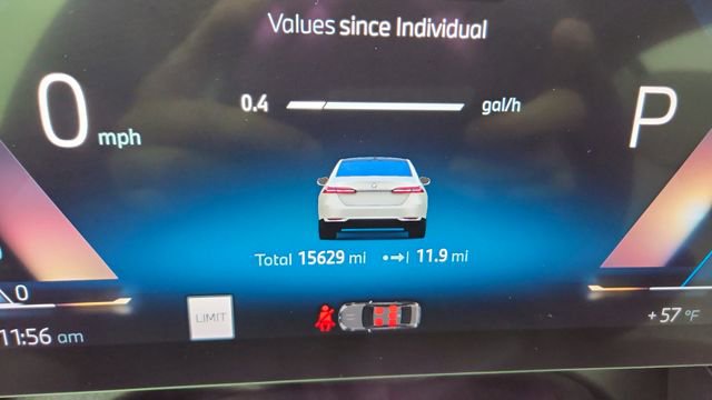 Used 2026 BMW 540i xDrive image 39