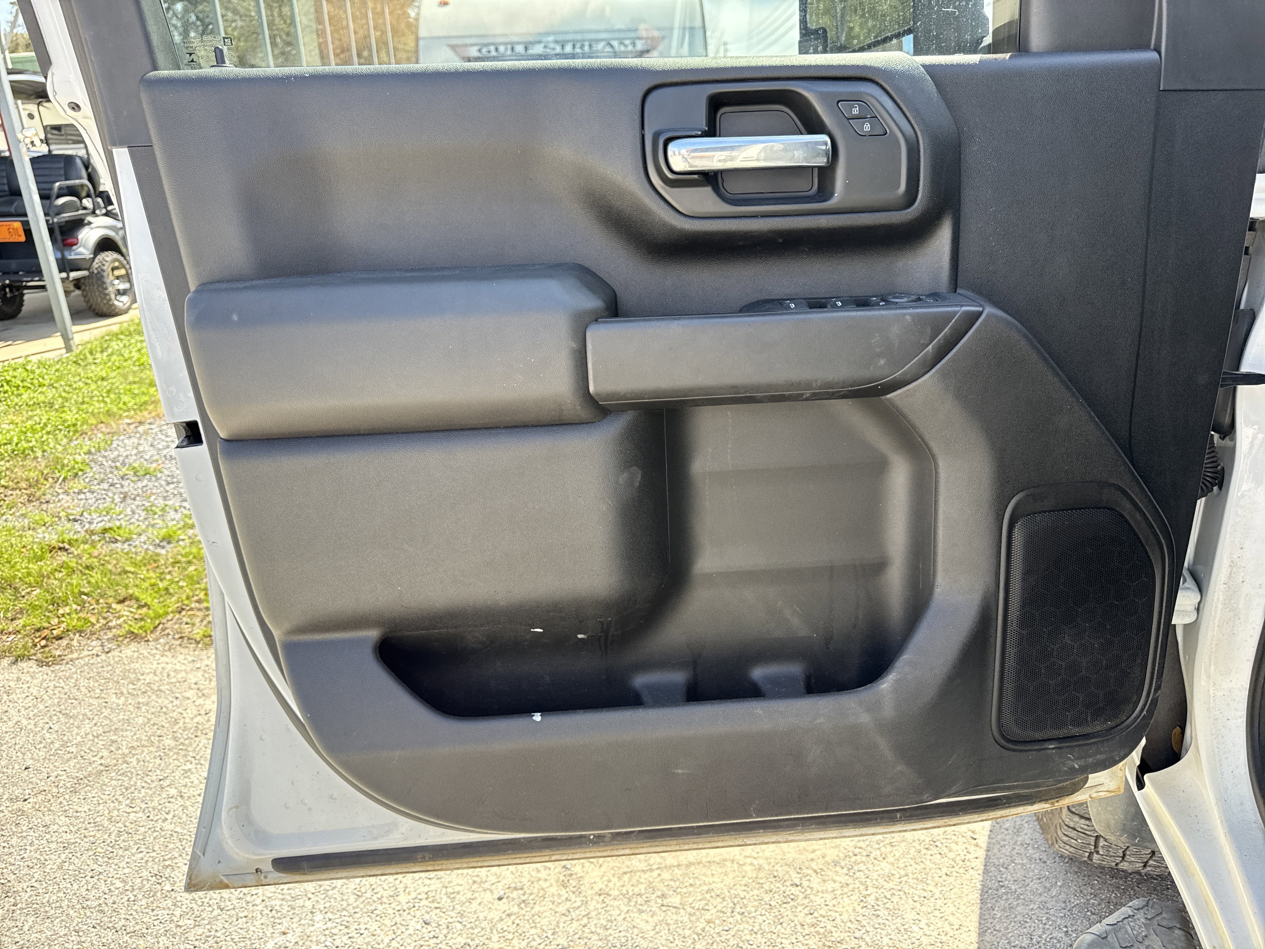 Used 2024 Chevrolet Silverado 2500 Custom w/ Custom Value Package image 25