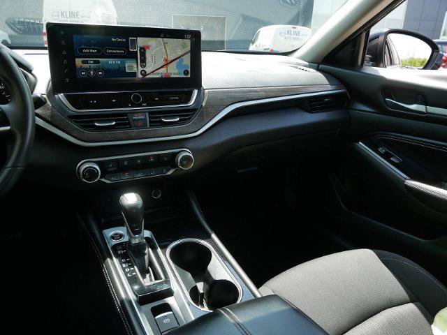 Certified 2023 Nissan Altima 2.5 SV w/ SV Premium Package AWD/4WD image 14