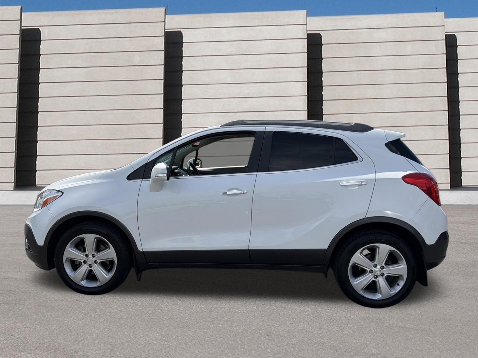 Used 2016 Buick Encore Convenience FWD image 2