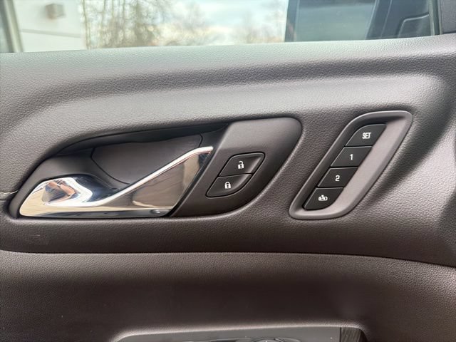 Used 2023 GMC Acadia SLT w/ Preferred Package FWD image 22