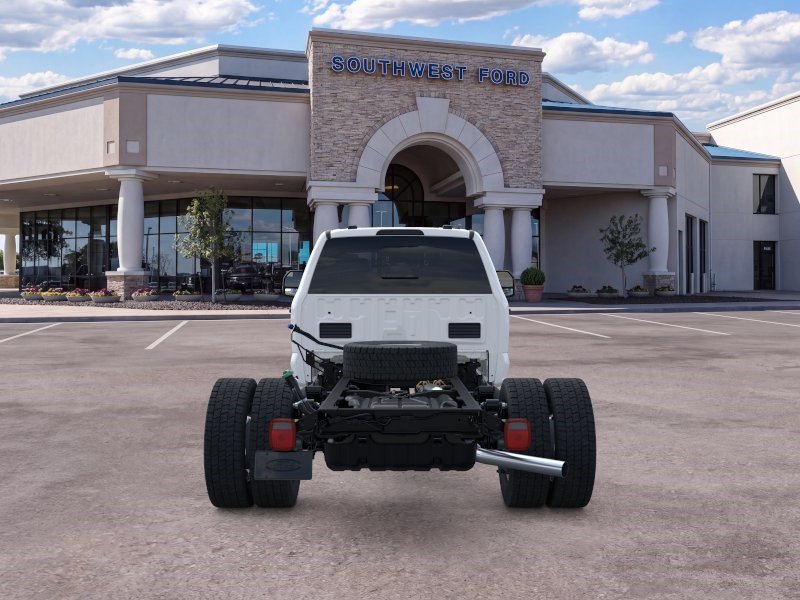 New 2026 Ford F550 4x4 Crew Cab image 5