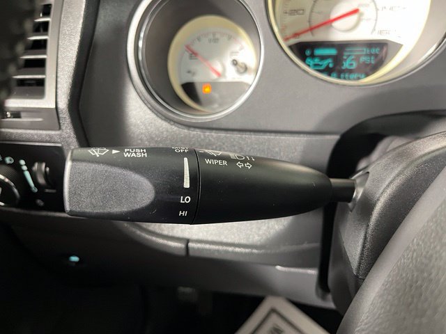 Used 2014 Dodge Challenger R/T Plus RWD image 21