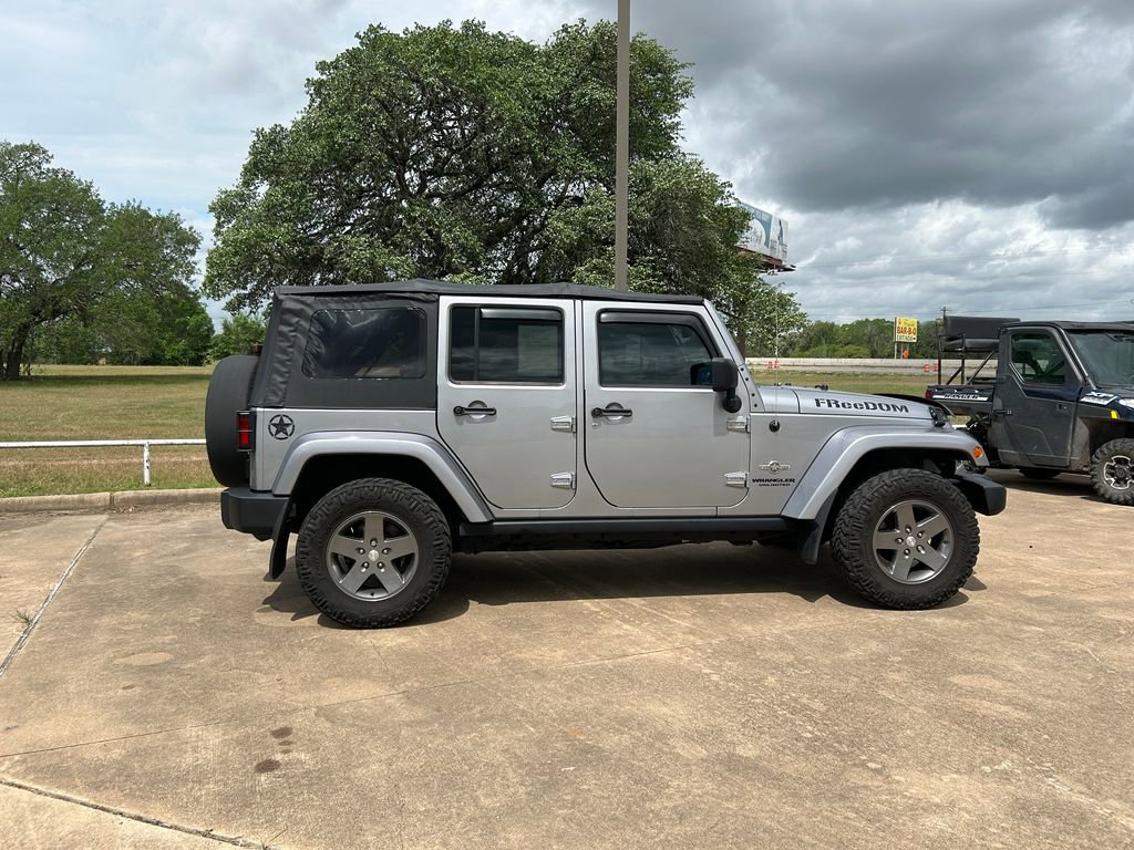 Used 2013 Jeep Wrangler Unlimited Sport image 4