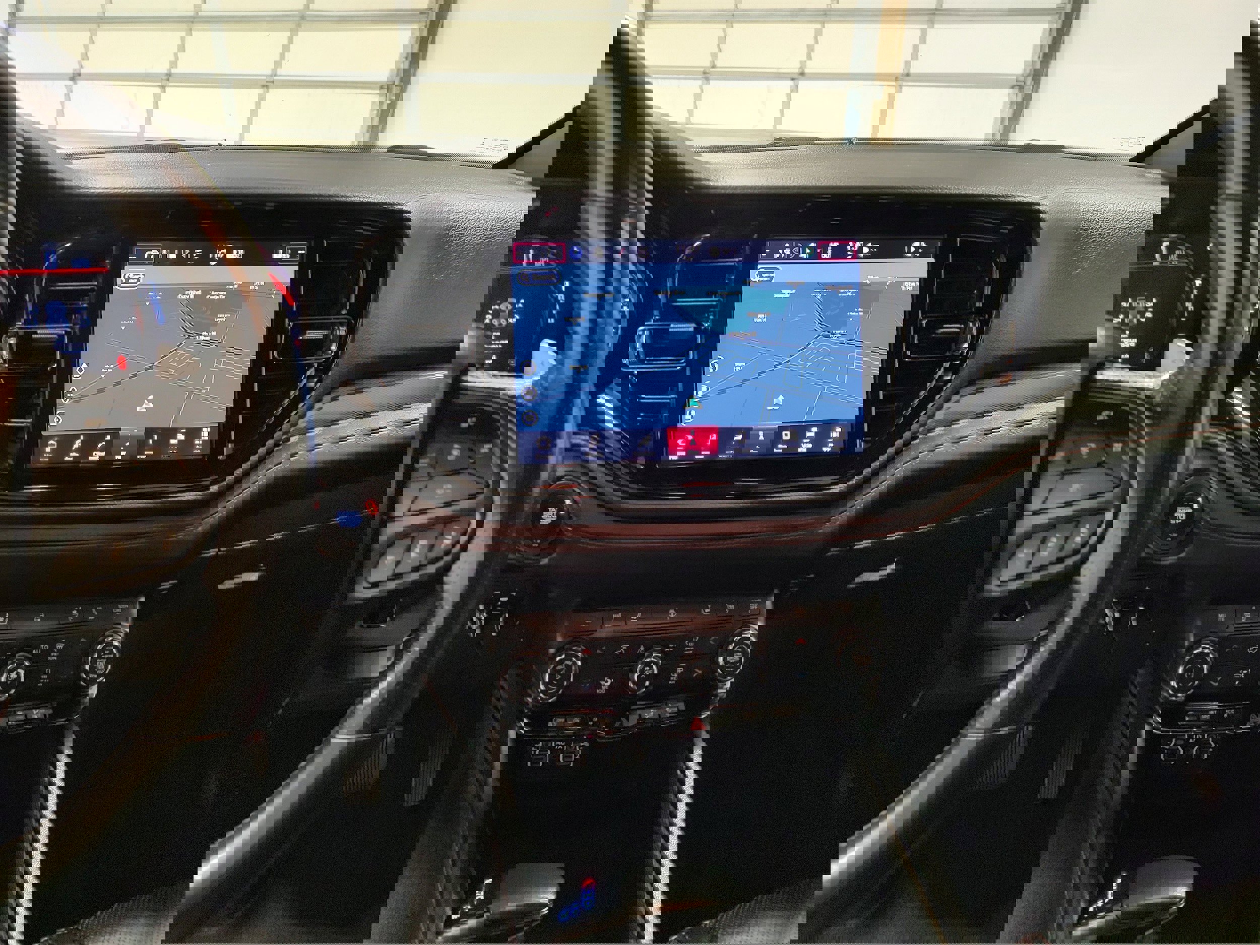 Used 2024 Dodge Durango GT image 7