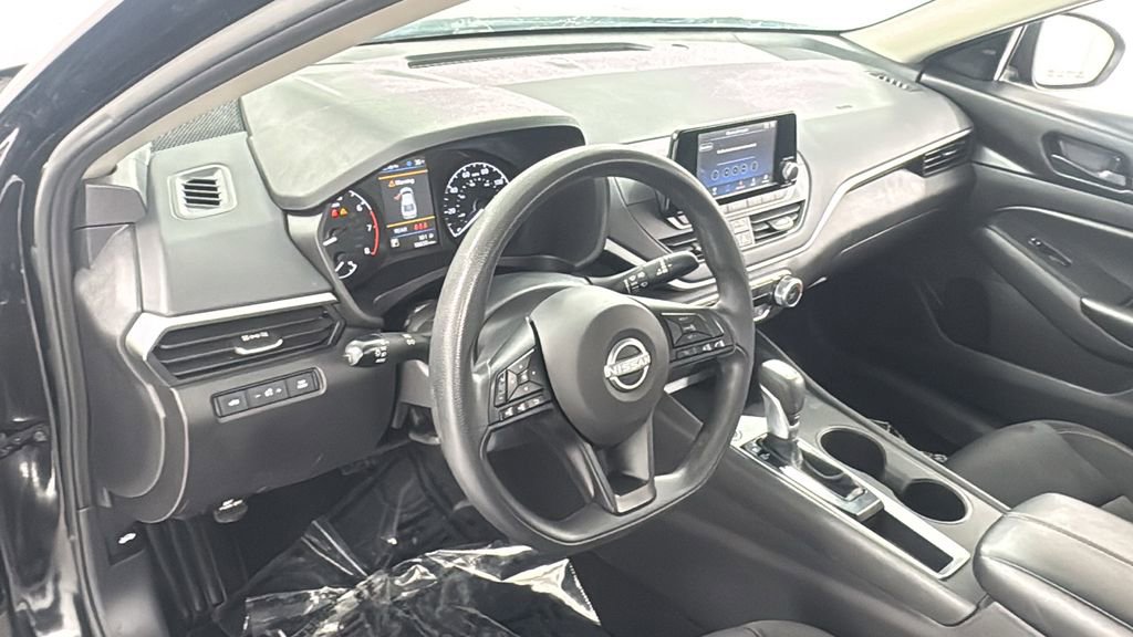 Used 2024 Nissan Altima 2.5 S image 32