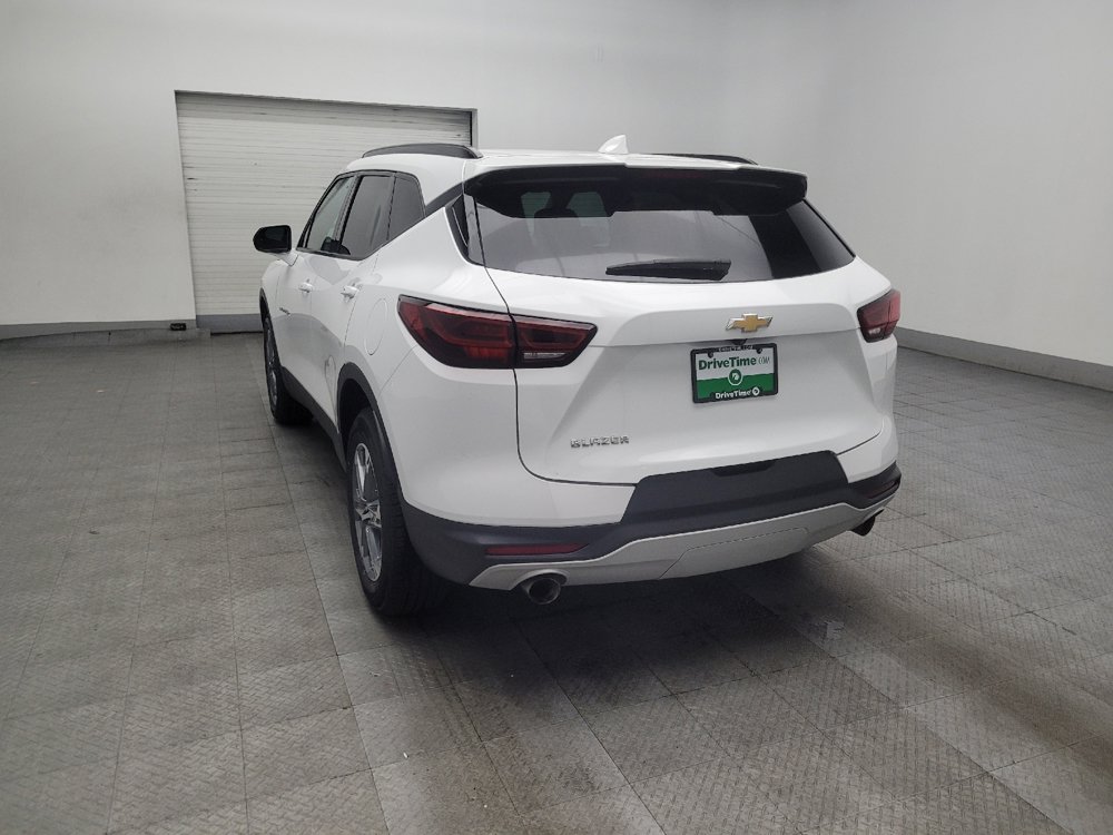 Used 2024 Chevrolet Blazer LT w/ Convenience Package FWD image 5