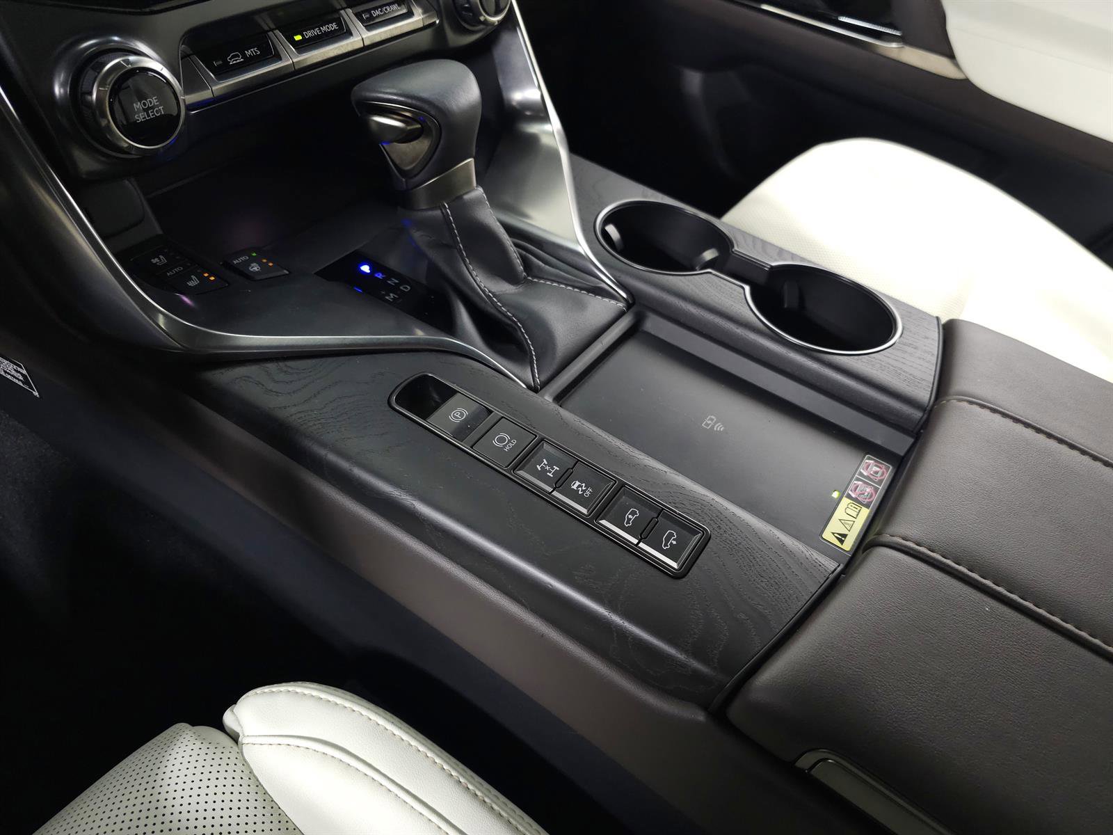 Certified 2024 Lexus LX 600 4WD w/ Appearance Package image 35