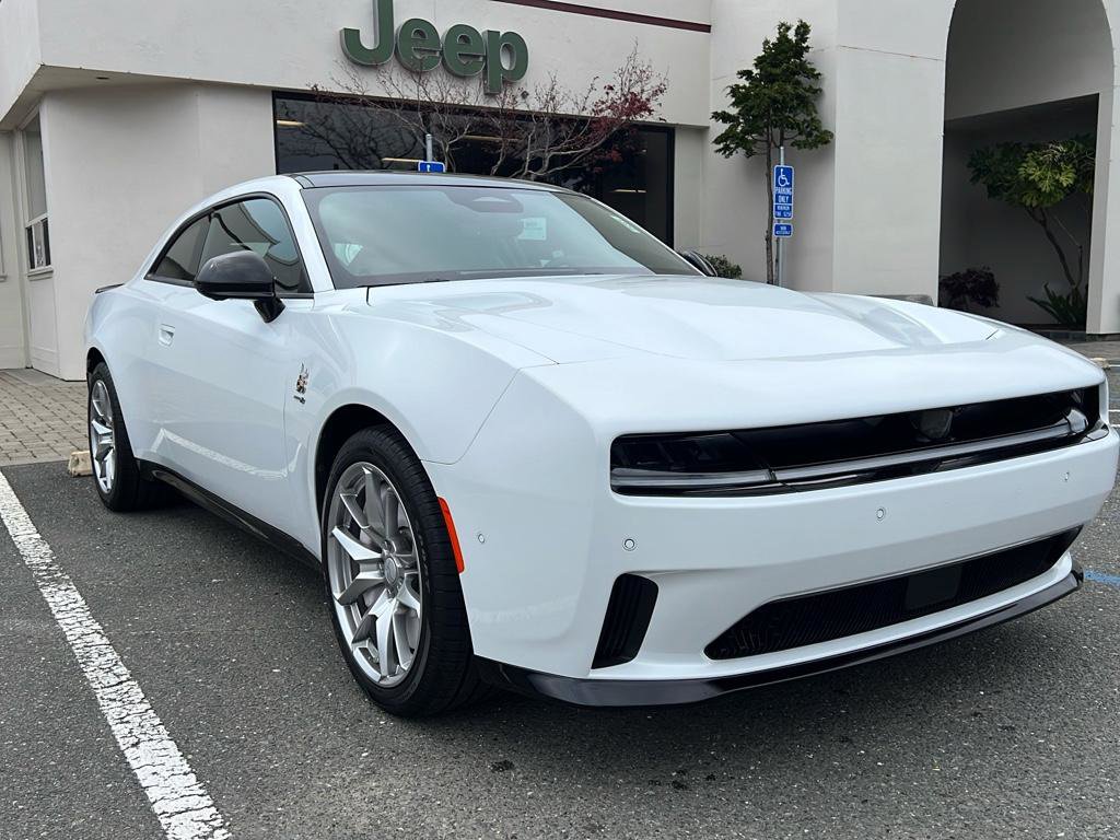 Used 2024 Dodge Charger Scat Pack w/ Plus Group image 4