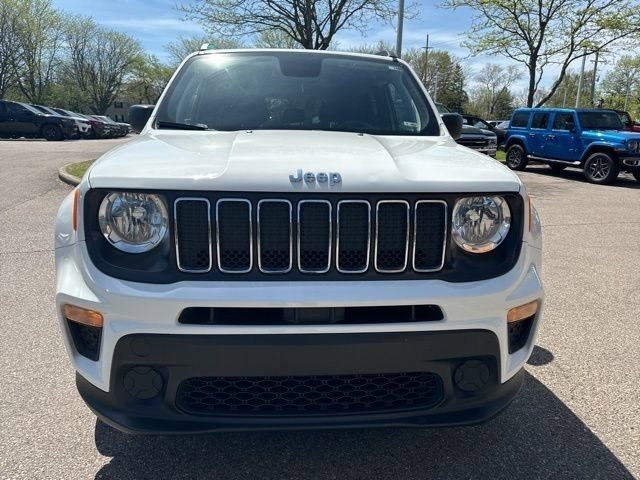 Used 2019 Jeep Renegade Sport w/ Sport Appearance Group image 9