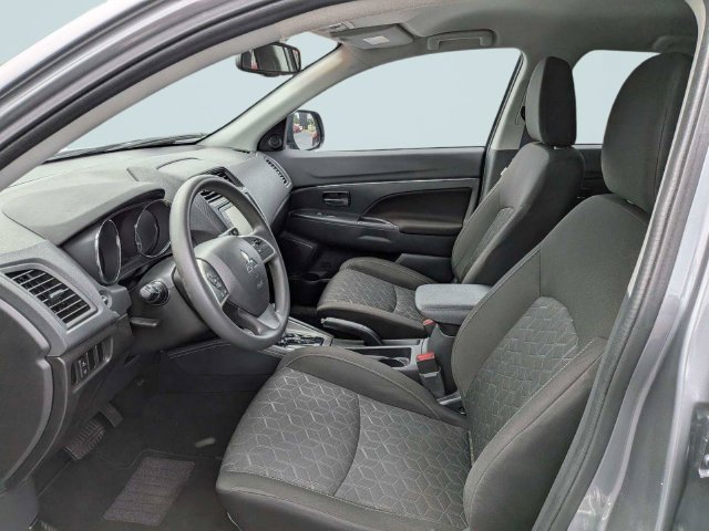 Used 2021 Mitsubishi Outlander Sport ES FWD image 19
